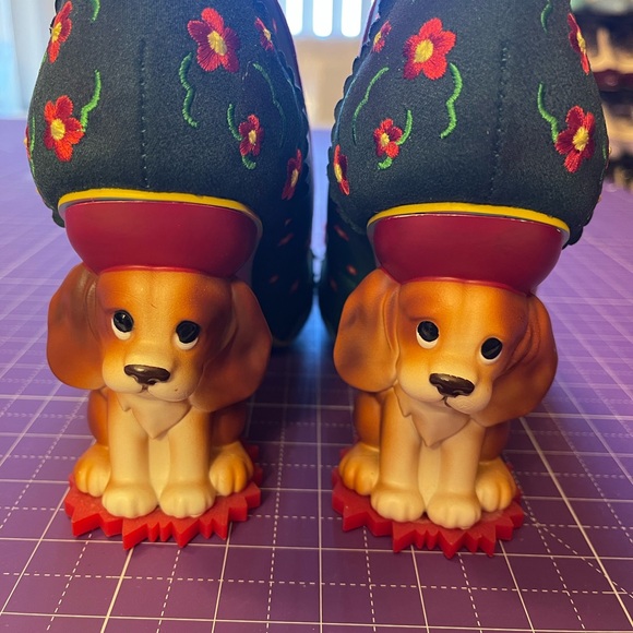 NWOB Irregular Choice Bulldog character heels. Size 39, size 8. 4 inch heels. - Picture 3 of 3